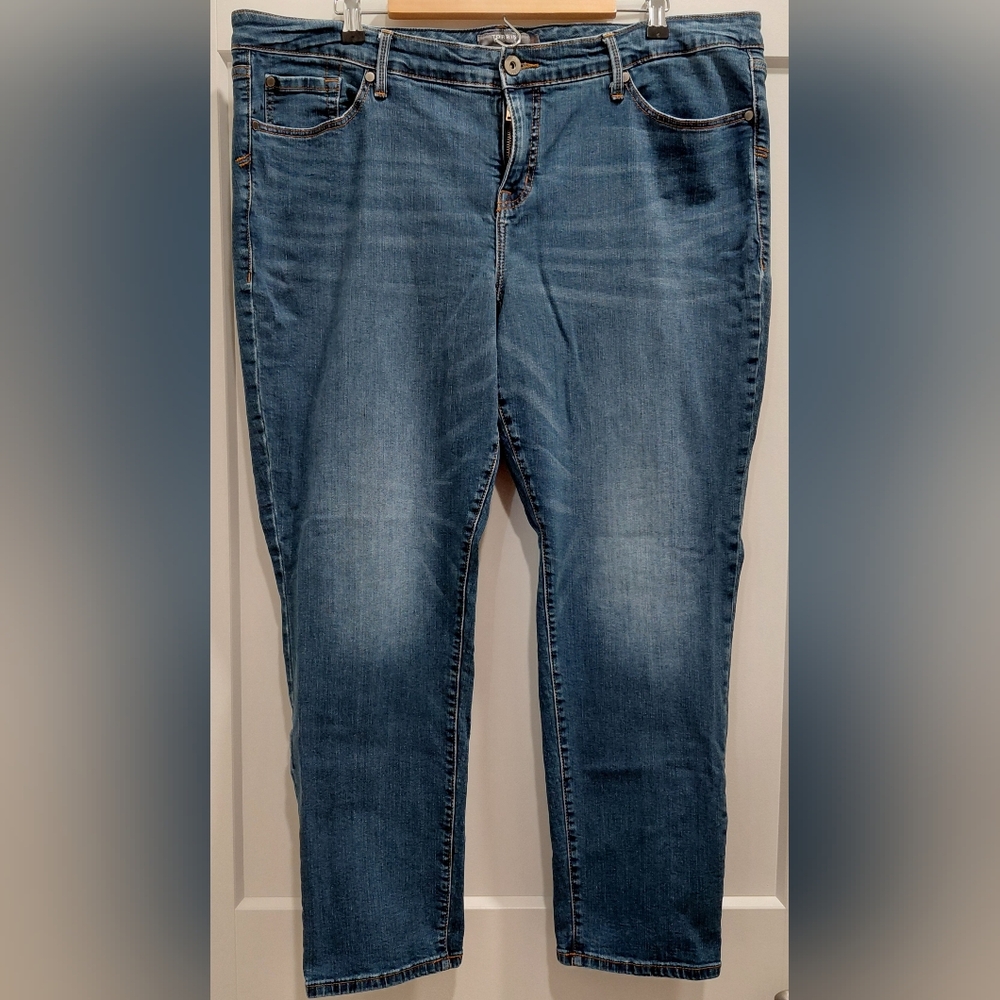 Torrid "Boyfriend Straight" Sz 20R Women's Blue Jeans